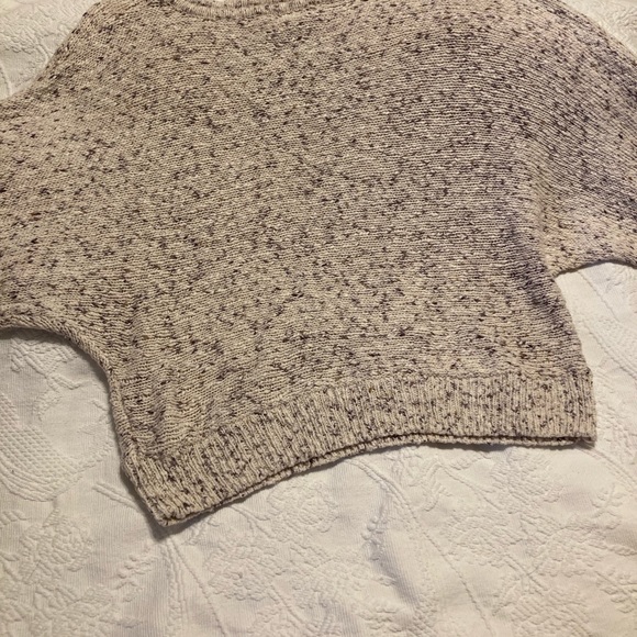 Sweater - Picture 4 of 5